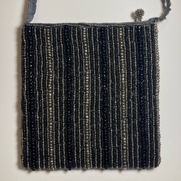 Beaded Crossbody Bag - Picture 3 of 6